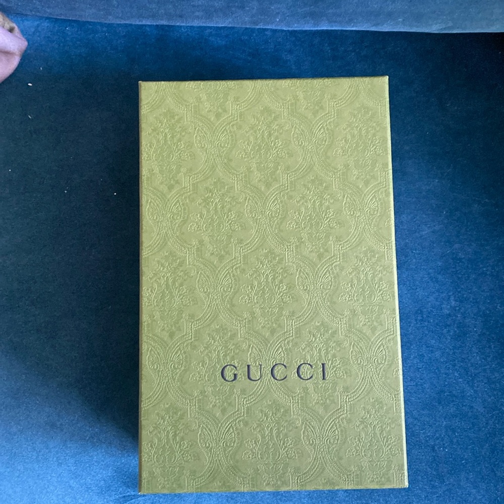 Gucci shoebox